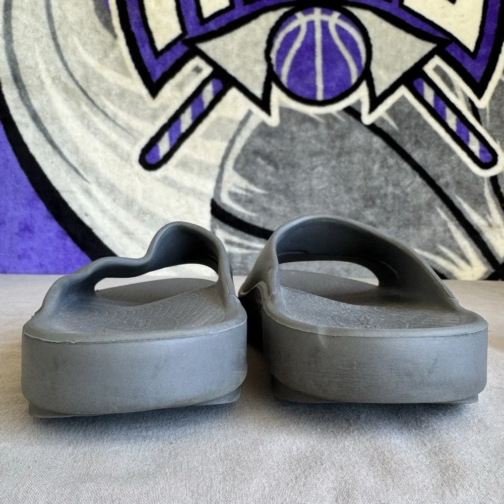 Size M8/W10 - Oofos Ooahh Men's Recovery Slip On Slide Sandals Gray